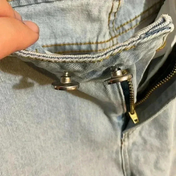 SHEIN XS cargo pants with imperfections - Picture 3 of 10